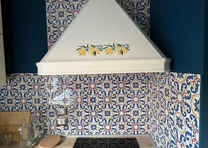 Poesia Nel Centro Di * Bologna