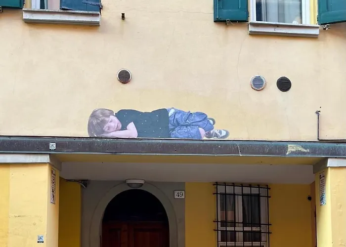 Poesia Nel Centro Di Apartament Bolonia