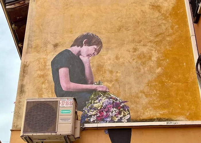 Poesia Nel Centro Di Apartament Bolonia