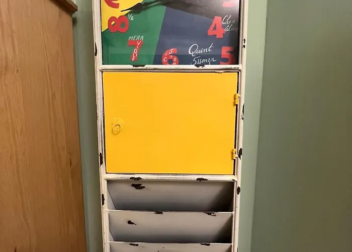 Poesia Nel Centro Di *